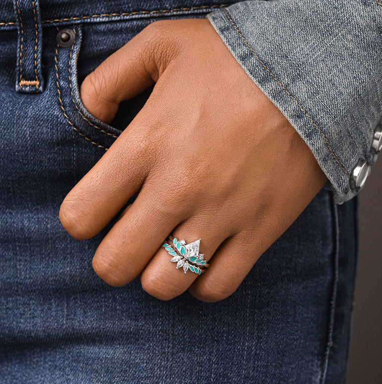 Anthea Harmony Ring - Serene Western