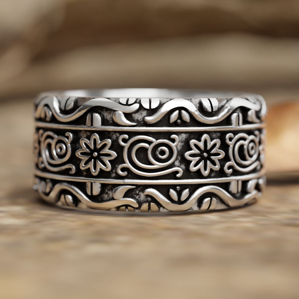 Bohemian Script Ring - Serene Western