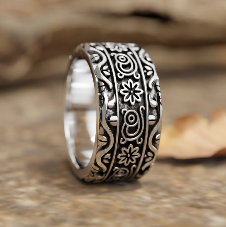 Bohemian Script Ring - Serene Western