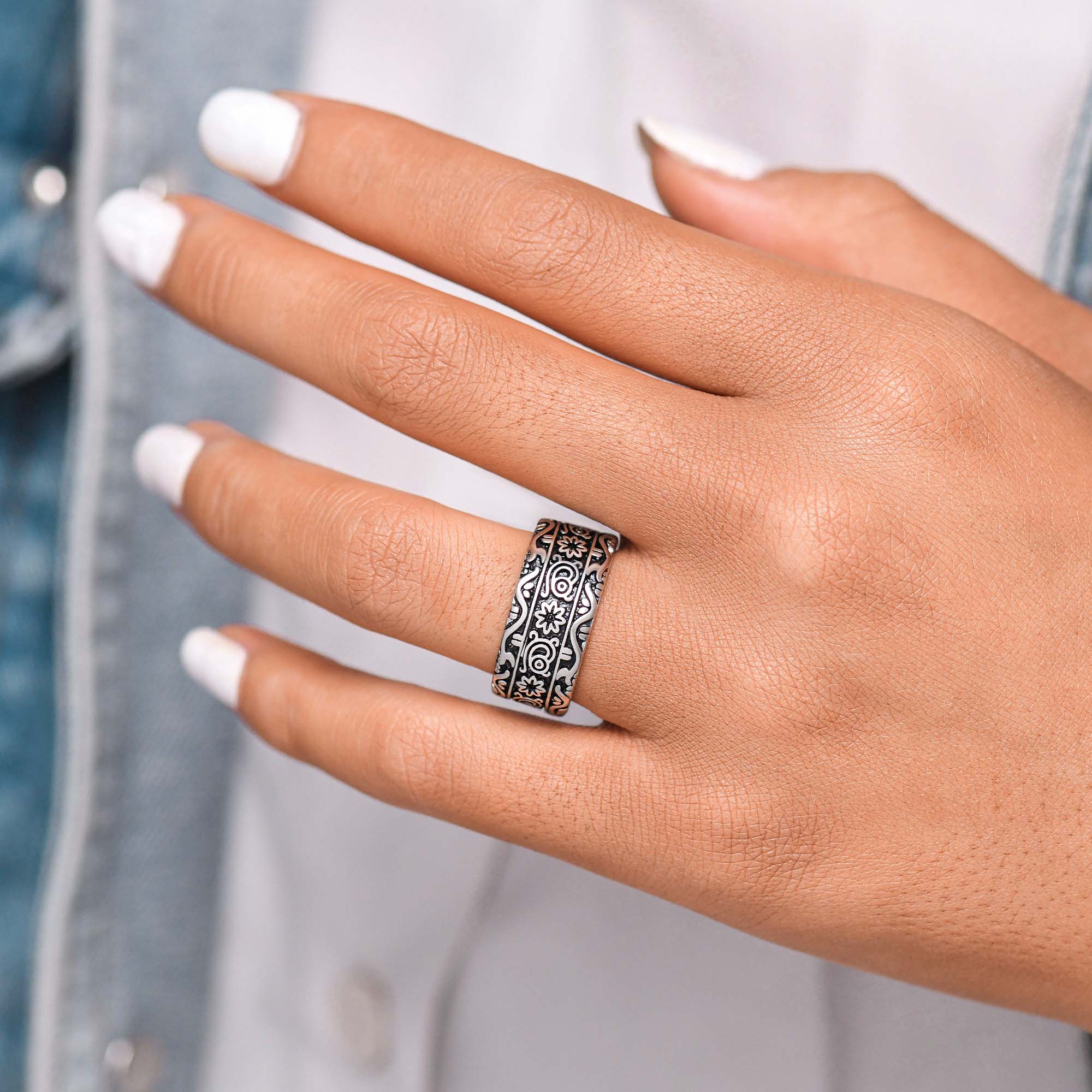 Bohemian Script Ring - Serene Western