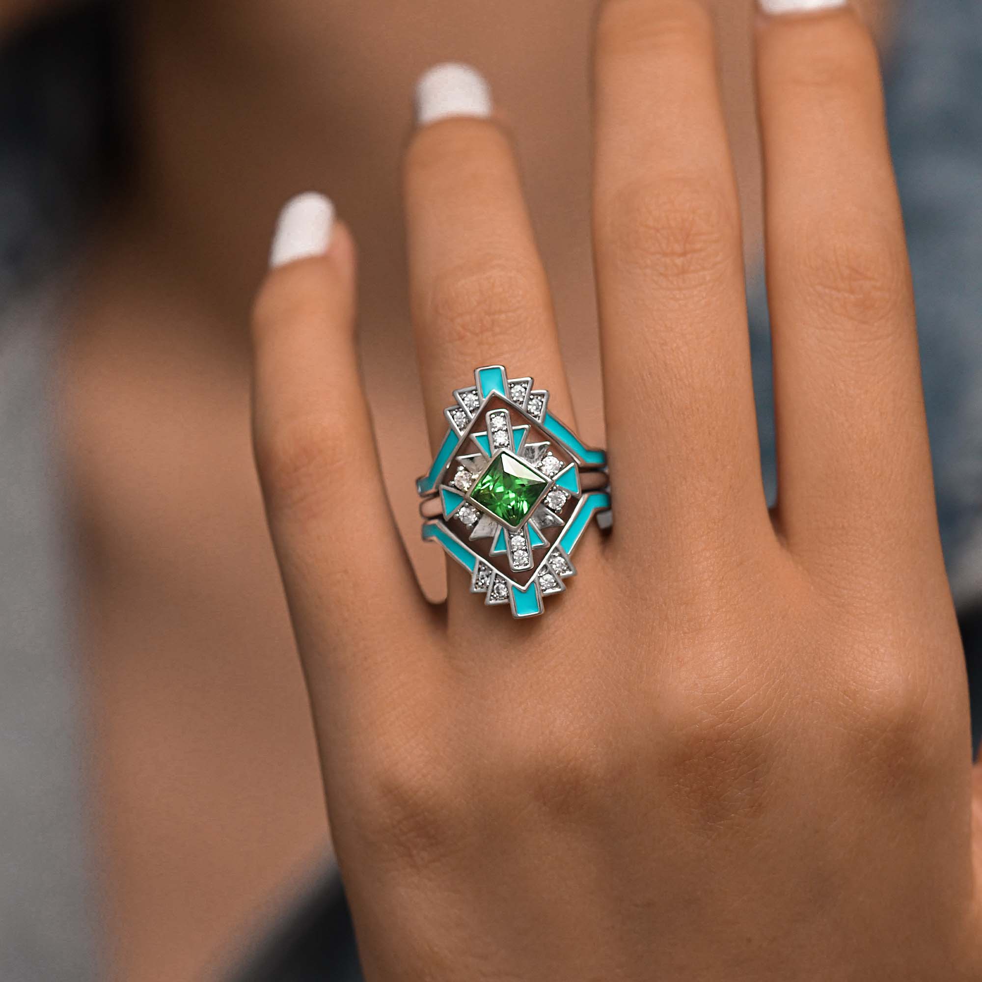 Chief's Crown Ring - Emerald - Serene Western