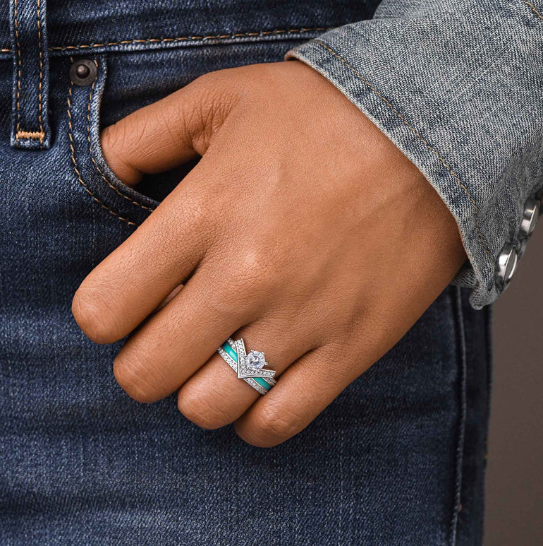 Crowned Noble Ring - Serene Western