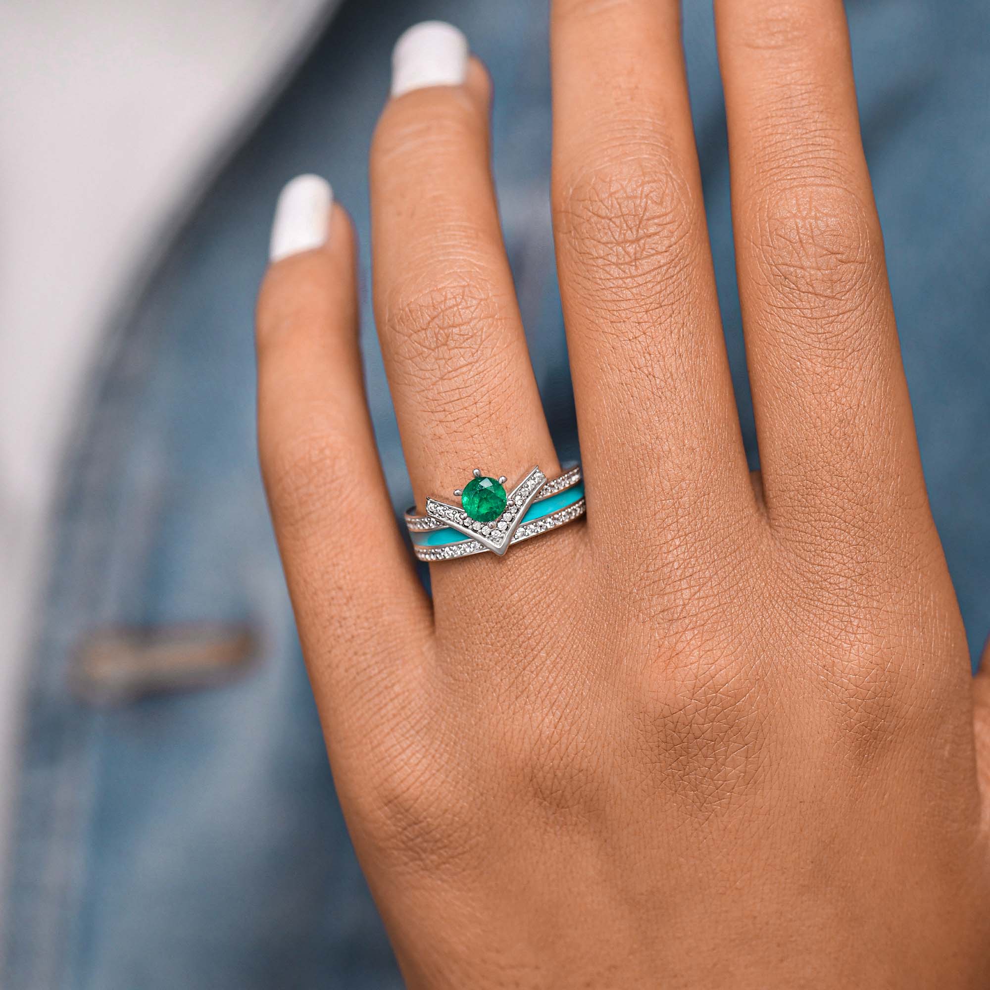 Crowned Noble Ring - Emerald - Serene Western