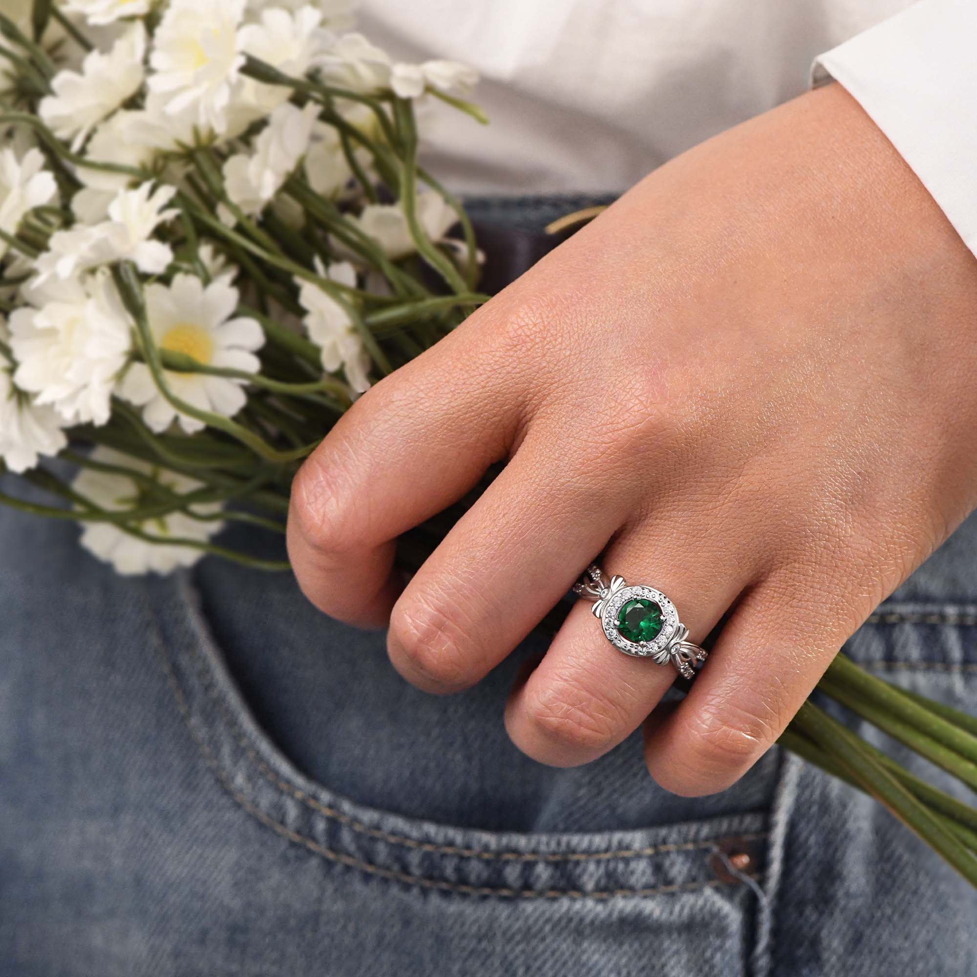 Graceful Bow Entwined Ring - Emerald - Serene Western