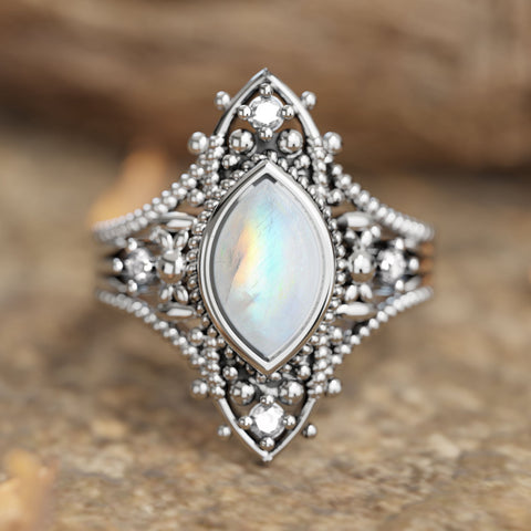 Holy Prayer Ring - Moonstone