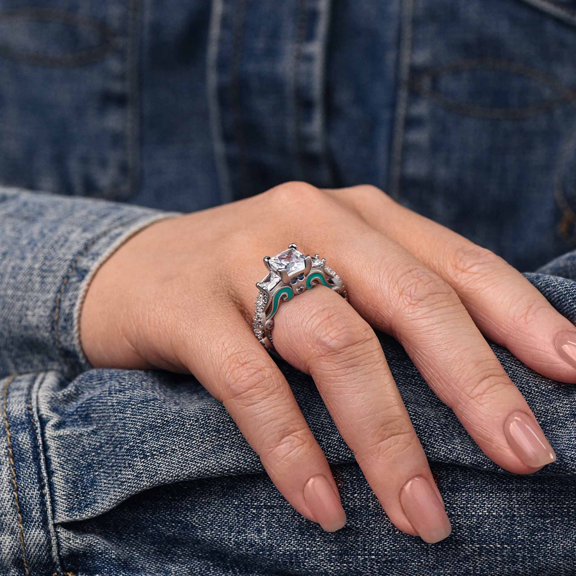 Love Rivet Ring - Moissanite - Serene Western