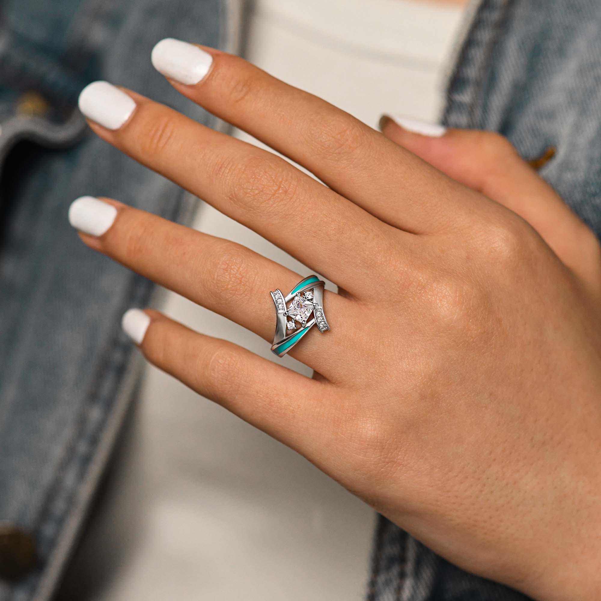 Milky Way Kiss Ring - Serene Western