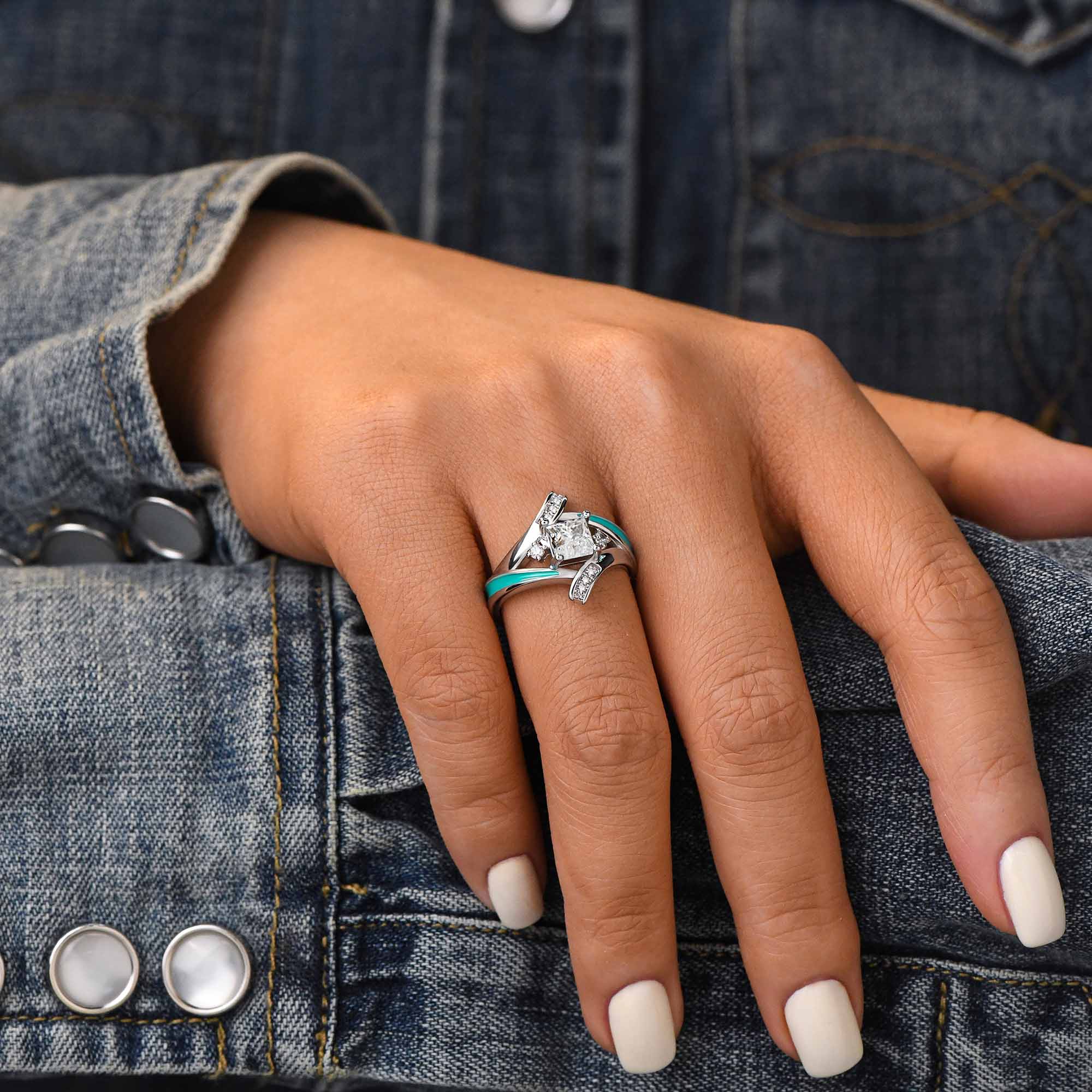 Milky Way Kiss Ring - Serene Western