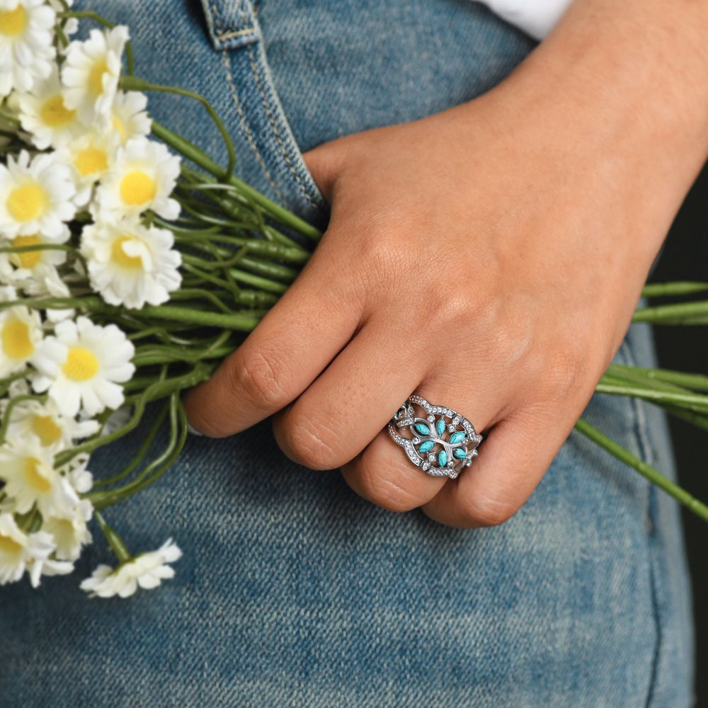 Navajo Nightfall Ring - Serene Western